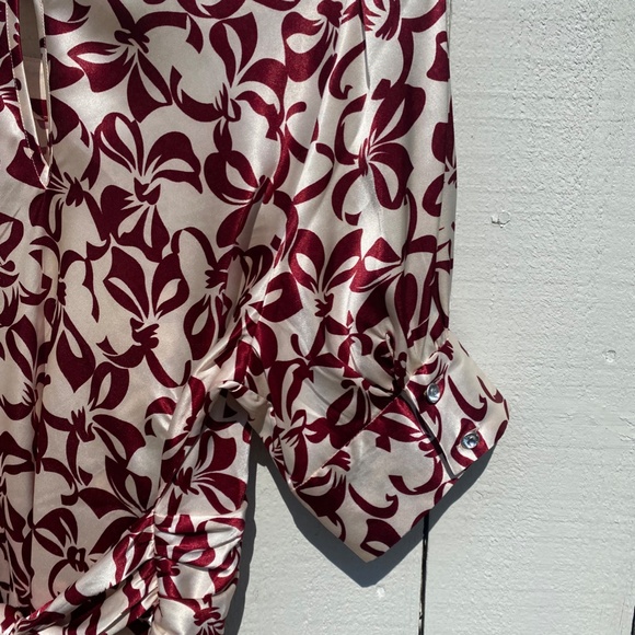 BCBGMaxAzria top short puff sleeve silky printed keyhole pullover Small - Picture 6 of 16